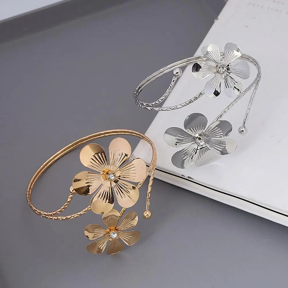 Adjustable Metal Flower Arm Bracelet for Women - Gold/Silver Hip Hop Accessory
