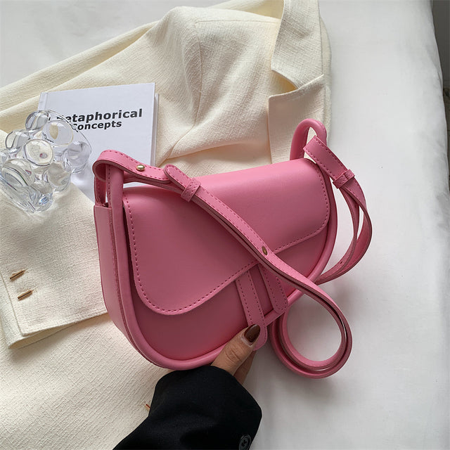 Fashion Saddle Bag New Small Shoulder Bags for Women 2022 High Quality Solid PU Leather Crossbody Female Luxury Messenger Bag 4z